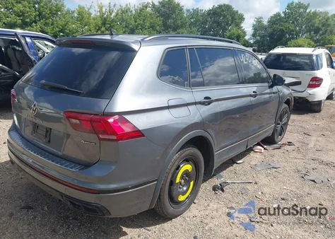 2022 Volkswagen Tiguan 2.0T Se R-Line Black из США, поврежденный, VIN 3VV8B7AX5NM011955